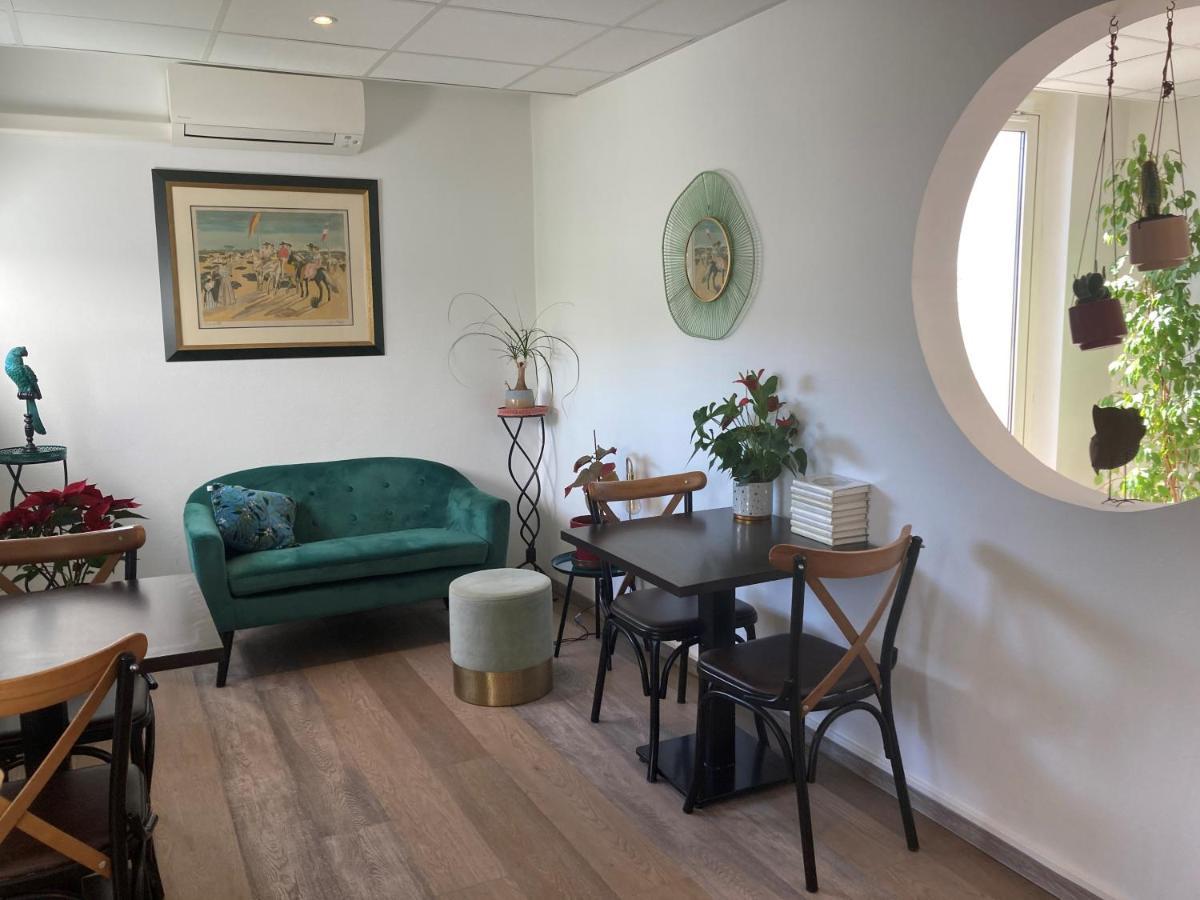 Contact Hotel Marseille Aubagne La Penne-sur-Huveaune Exteriér fotografie