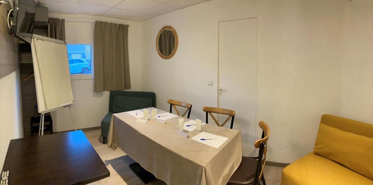 Contact Hotel Marseille Aubagne La Penne-sur-Huveaune Exteriér fotografie